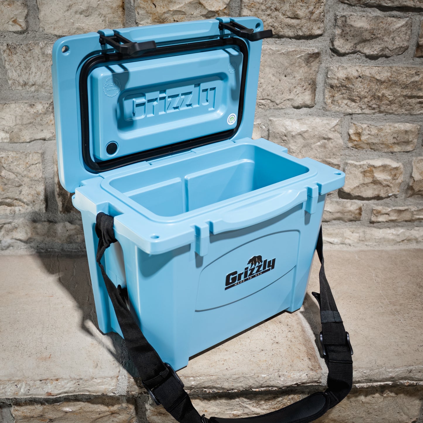 Grizzly 15 Hard Cooler